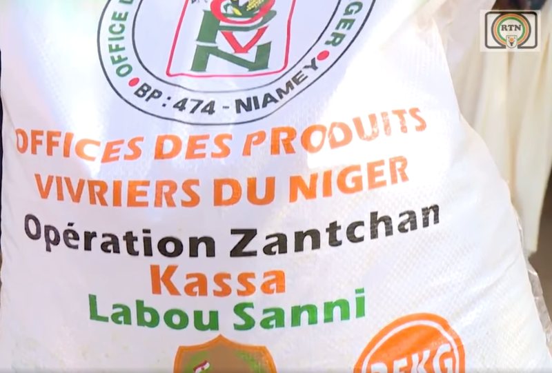 niamey lancement officiel de loperation 2025 de vente de cereales a prix modere