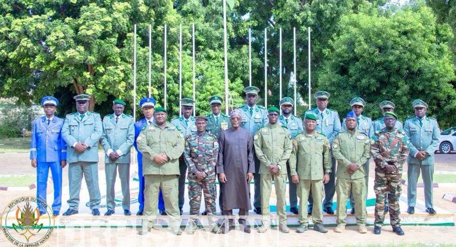 niger salifou mody lance la premiere formation des attaches de defense et attaches militaires 1