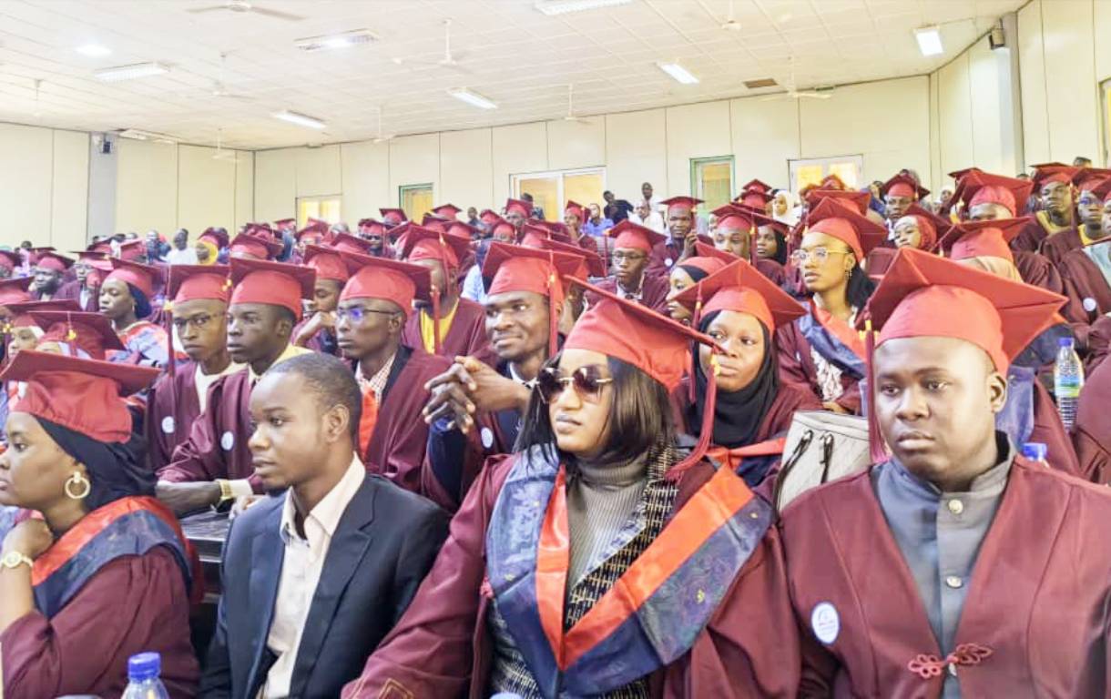 ceremonie de remise des diplomes et prix dinnovation a luniversite djibo hamani de tahoua