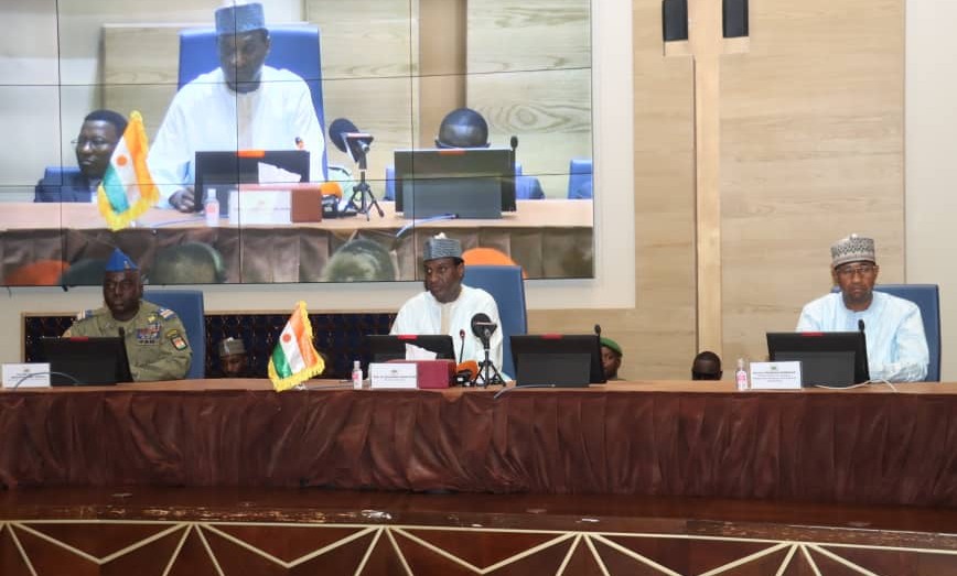 barrage de kandadji le premier ministre ali mahaman lamine zeine appelle a une nouvelle feuille de route pour achever le projet