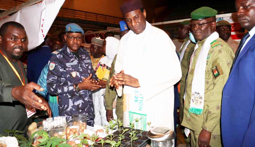 entrepreneuriat agricole des jeunes un grand forum national pour mettre la jeunesse au coeur de la transformation agricole du niger 3 5 decembre 2025