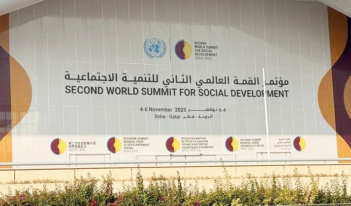 niger le premier ministre ali mahaman lamine zeine a doha pour le deuxieme sommet mondial pour le developpement