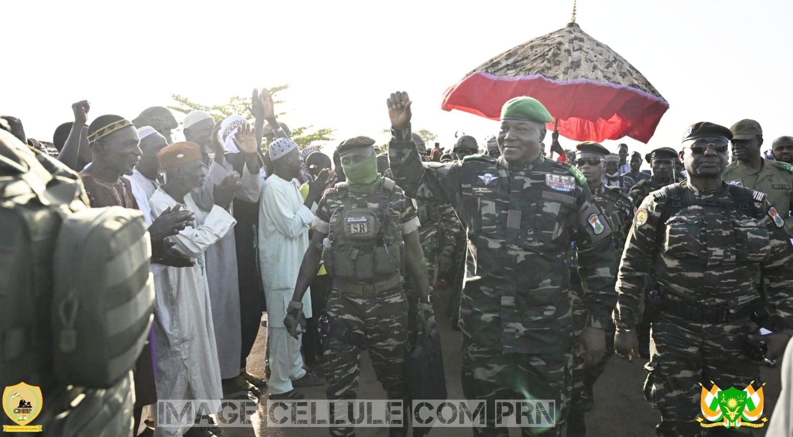 tillaberi le president abdourahamane tiani accueilli triomphalement par les populations 2