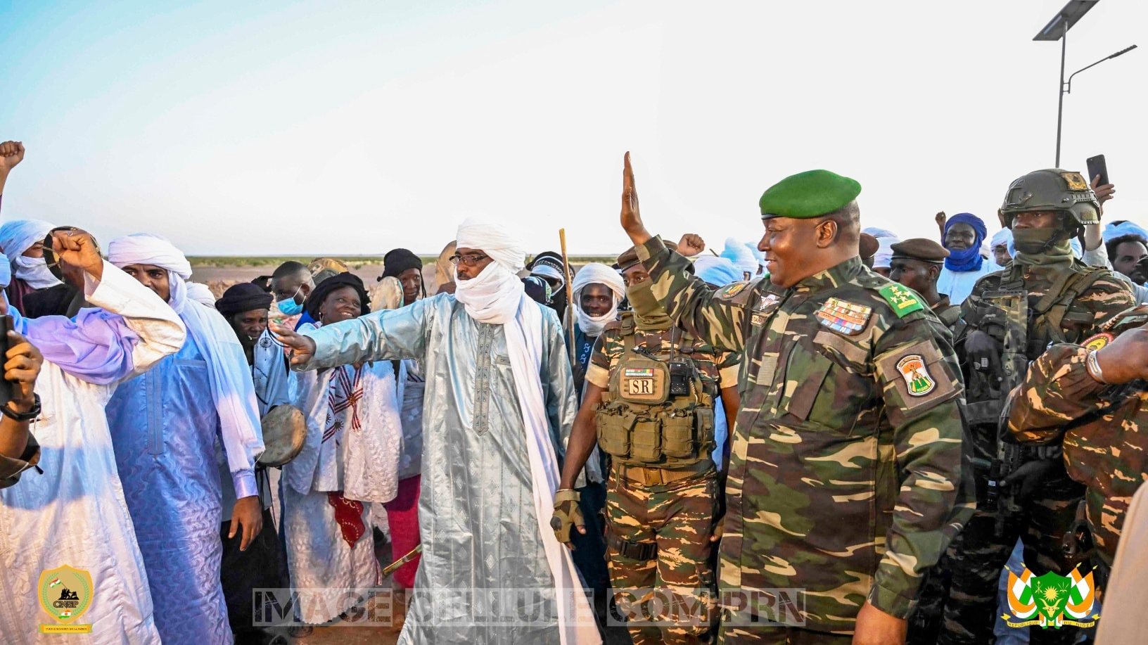 tournee de proximite le president abdourahamane tiani accueilli en triomphe a agadez