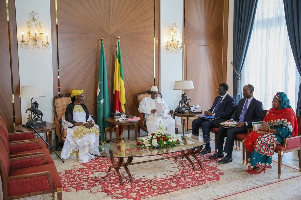 Diplomatie : L’ambassadeur du Niger au Sénégal présente ses lettres de créances au Président Macky Sall 